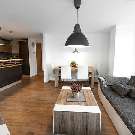 Old Town Luxury Apartment In Heart Of Bratislava Luaran gambar